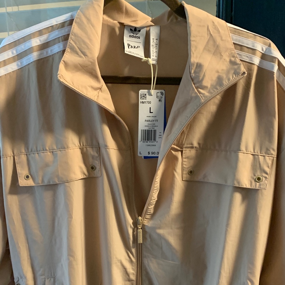 adidas Beige Bomber Jacket with White Shoulder Stripes - Picture 3 of 7